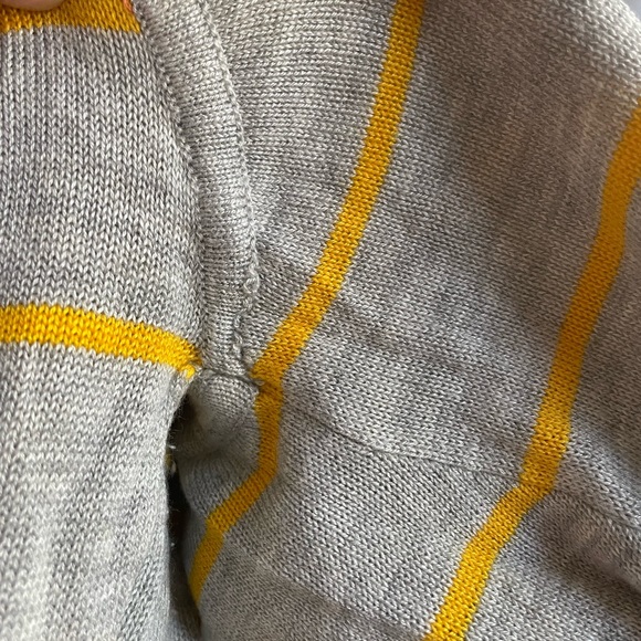 Lululemon twist and wrap grey and yellow can be worn multiple ways size 10 - Picture 7 of 7